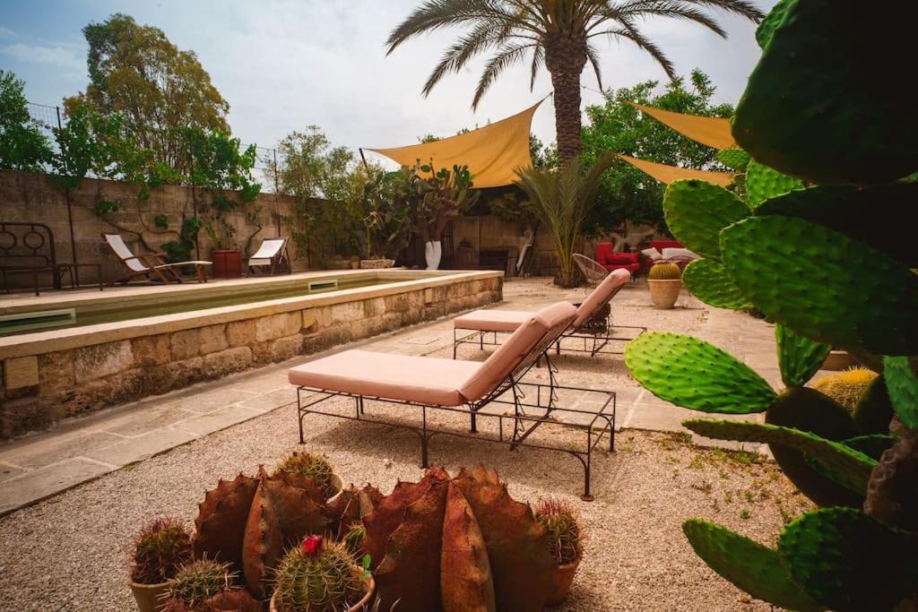 Villa Li Curti Con Piscina In Comune, Un'Oasi In Paese! Ortelle Esterno foto